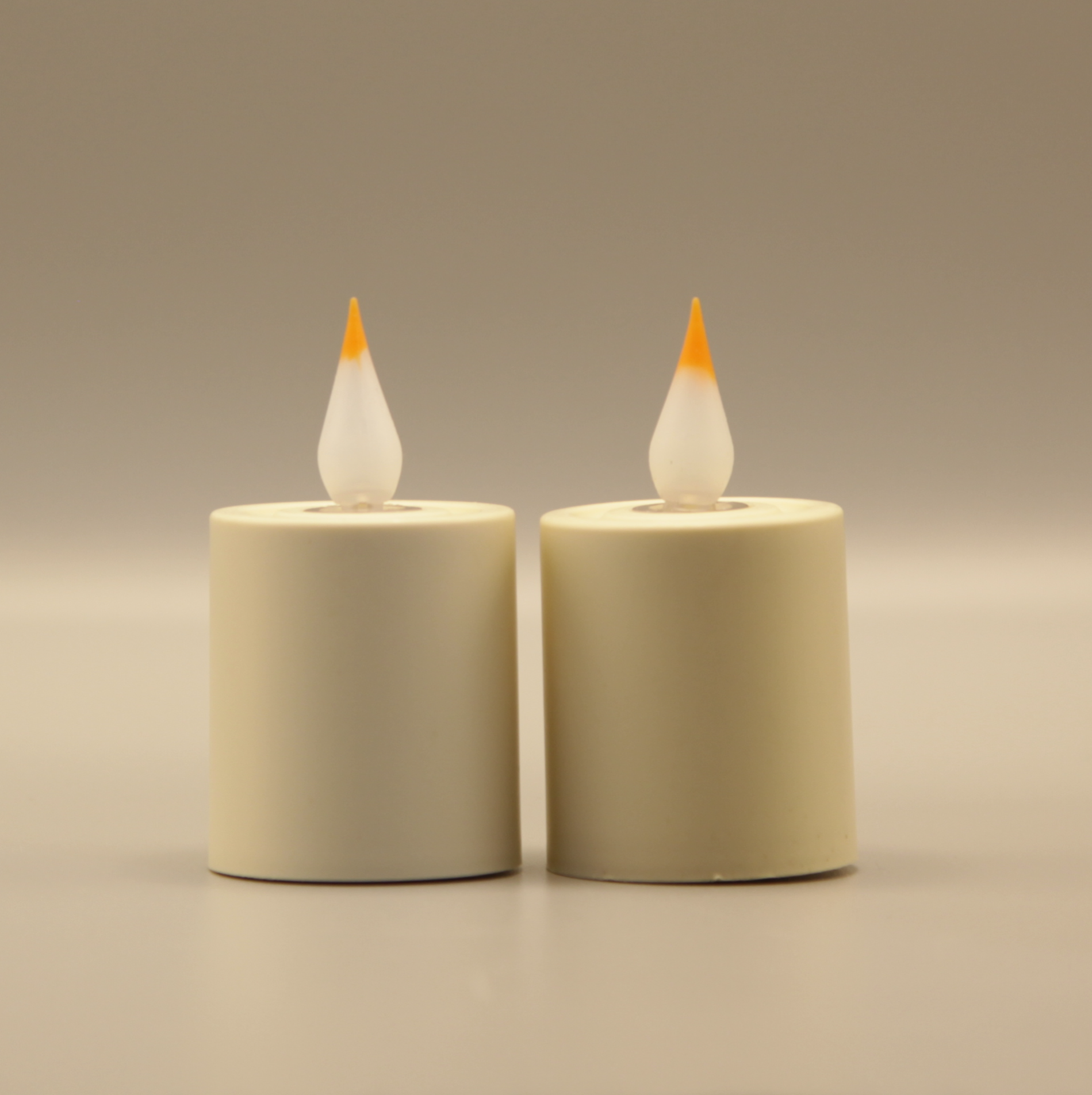 Flameless Tealight （Real-Flame™ 3D Wick)